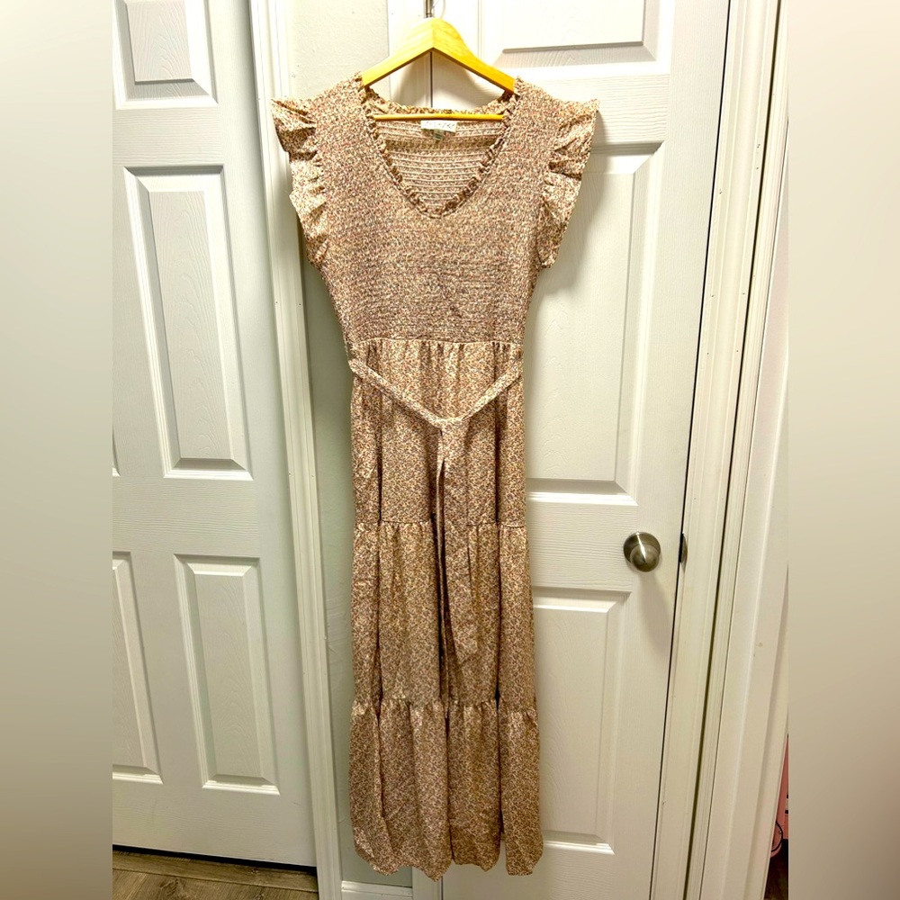 Floral maxi dress, Women’s size Large